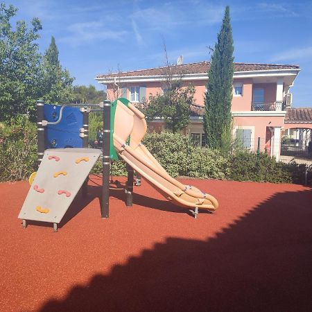 L'Arbois - T2 Avec Piscine Entre Aix Et Marseille Apartment กาบริแยส ภายนอก รูปภาพ