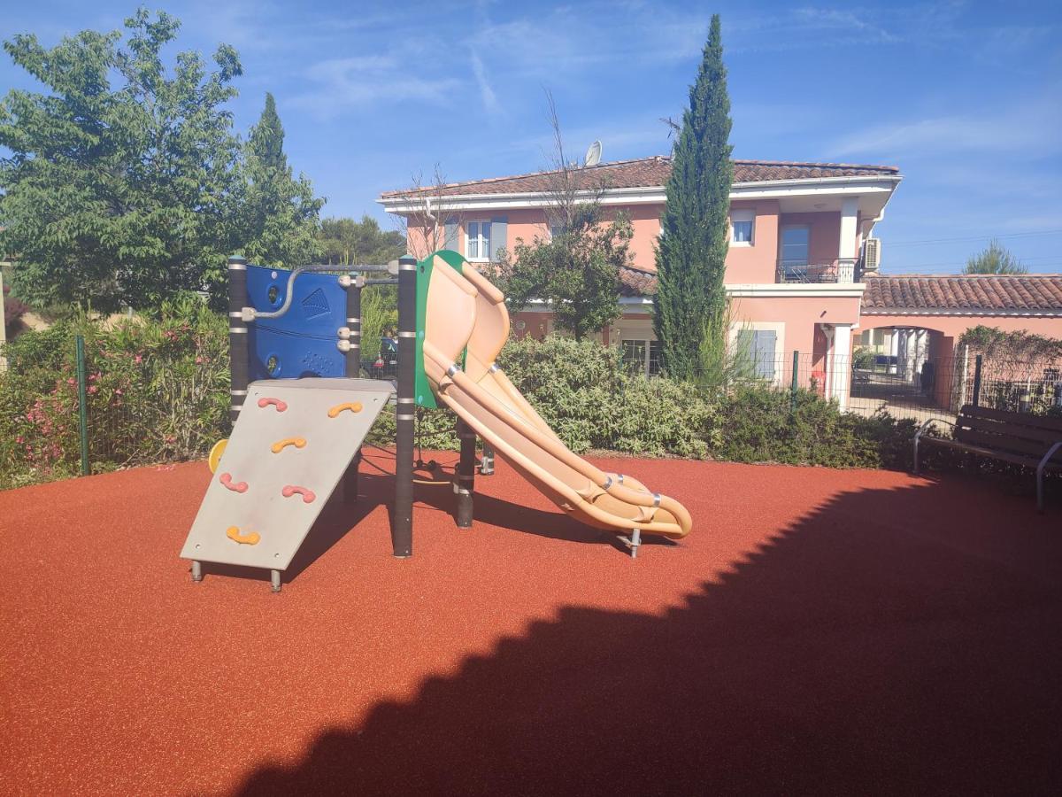 L'Arbois - T2 Avec Piscine Entre Aix Et Marseille Apartment กาบริแยส ภายนอก รูปภาพ